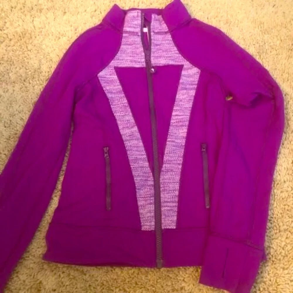 LULULEMON IVIVVA Perfect Your Practice Track Jacket Luon Fuchsia Girls 10